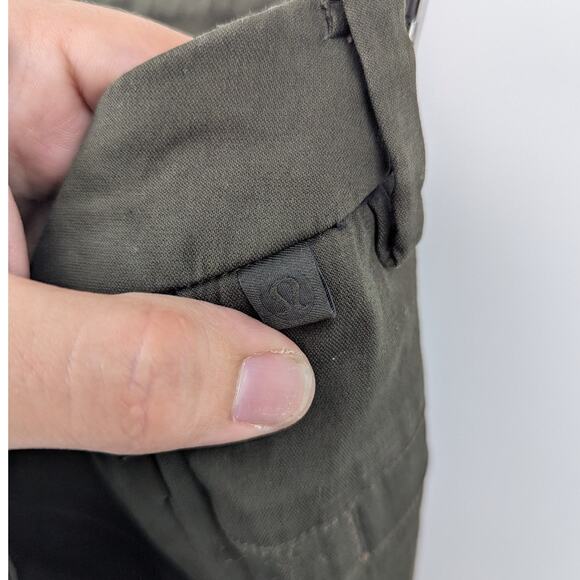 Lululemon Commission Shorts Men's 28 Green 9" Inseam Casual Slim-Fit M7AAAS - Picture 4 of 8